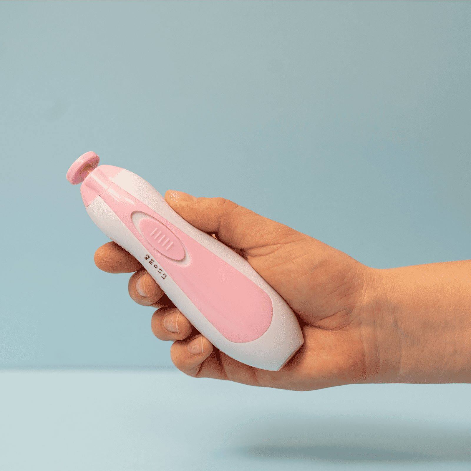 Busters Elektrisk Baby Neglefil – sikker neglepleje uden tårer